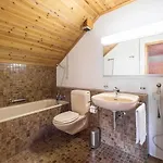 Homes - Val Signina 8-17 아파트