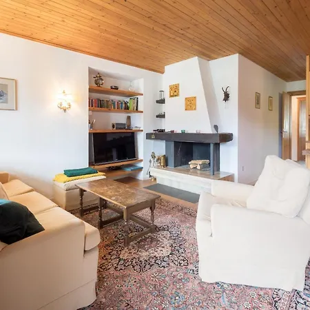 Homes - Val Signina 8-17 Laax