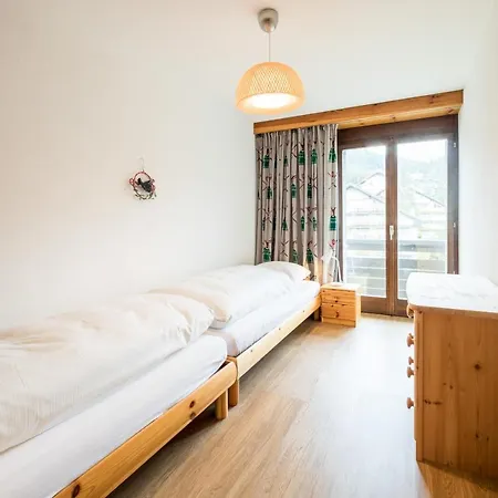 Homes - Val Signina 8-17